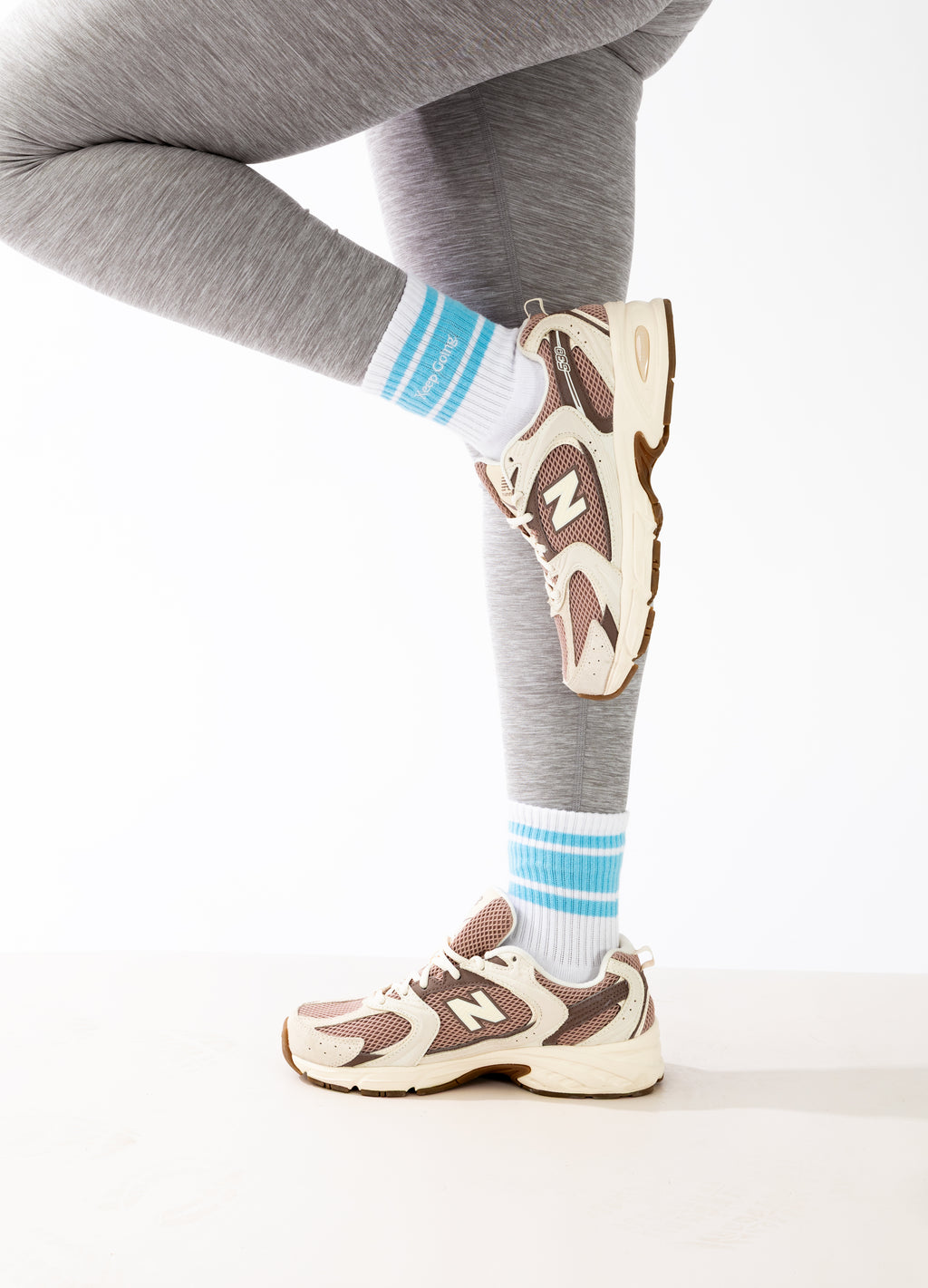 7:55 Active Signature Grip Socks